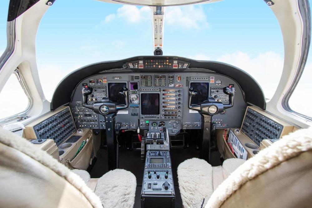 Cessna Citation Bravo cockpit