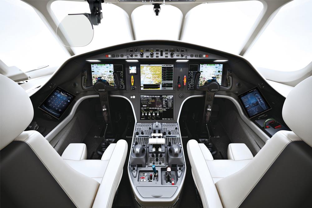 Dassault Falcon 2000S cockpit